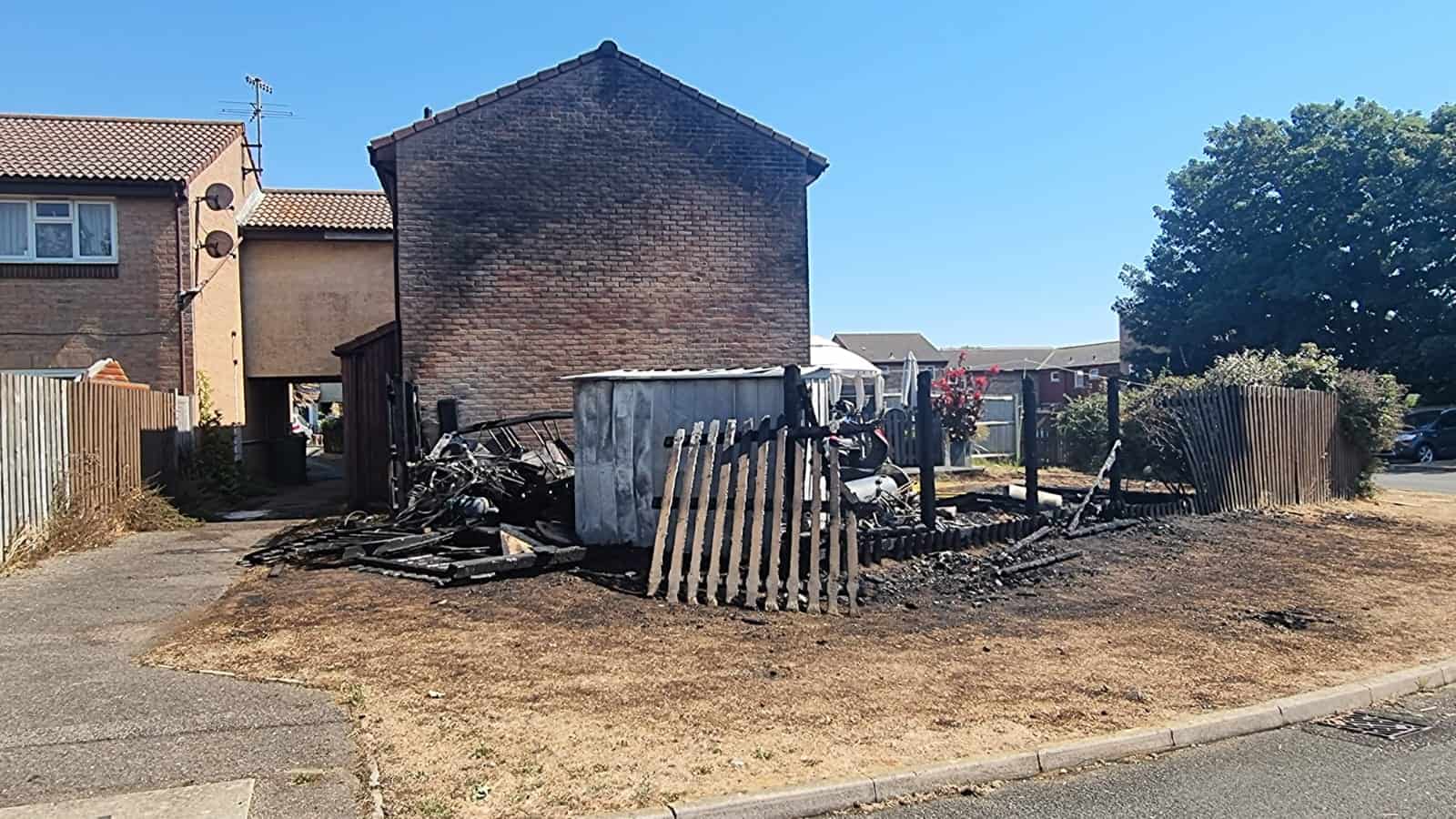 aa98943d 59ec 4082 b9cc 4235987fd959