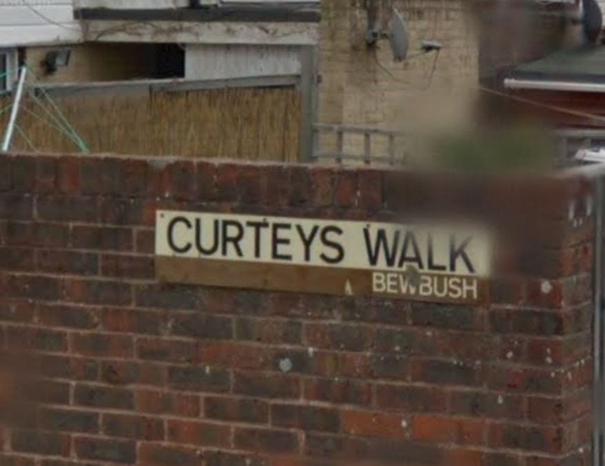 Sussex News Man assaulted and robbed at Knifepoint in Crawley