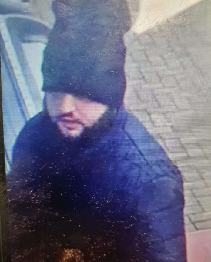 If you recognise the man, or have any information, contact police online or call 101 quoting serial 1172 of 31/12.