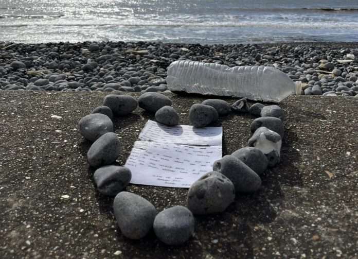 Heartwarming Message to Deceased Mother Found in Peacehaven Beach Bottle
