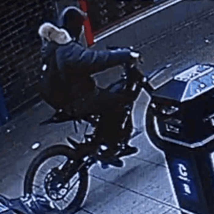 Teen Armed with Knife Robs Group in Crawley,