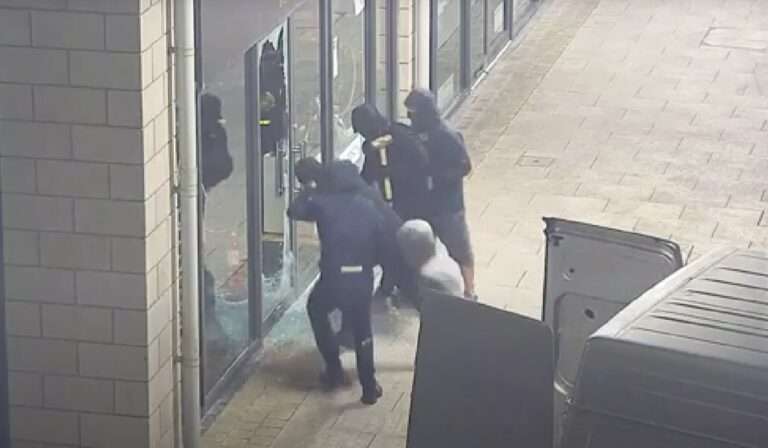 CCTV Captures E-Bike Theft at Brighton Marina