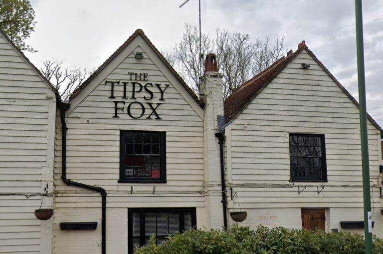 Tipsy Fox pub in #Horsham.