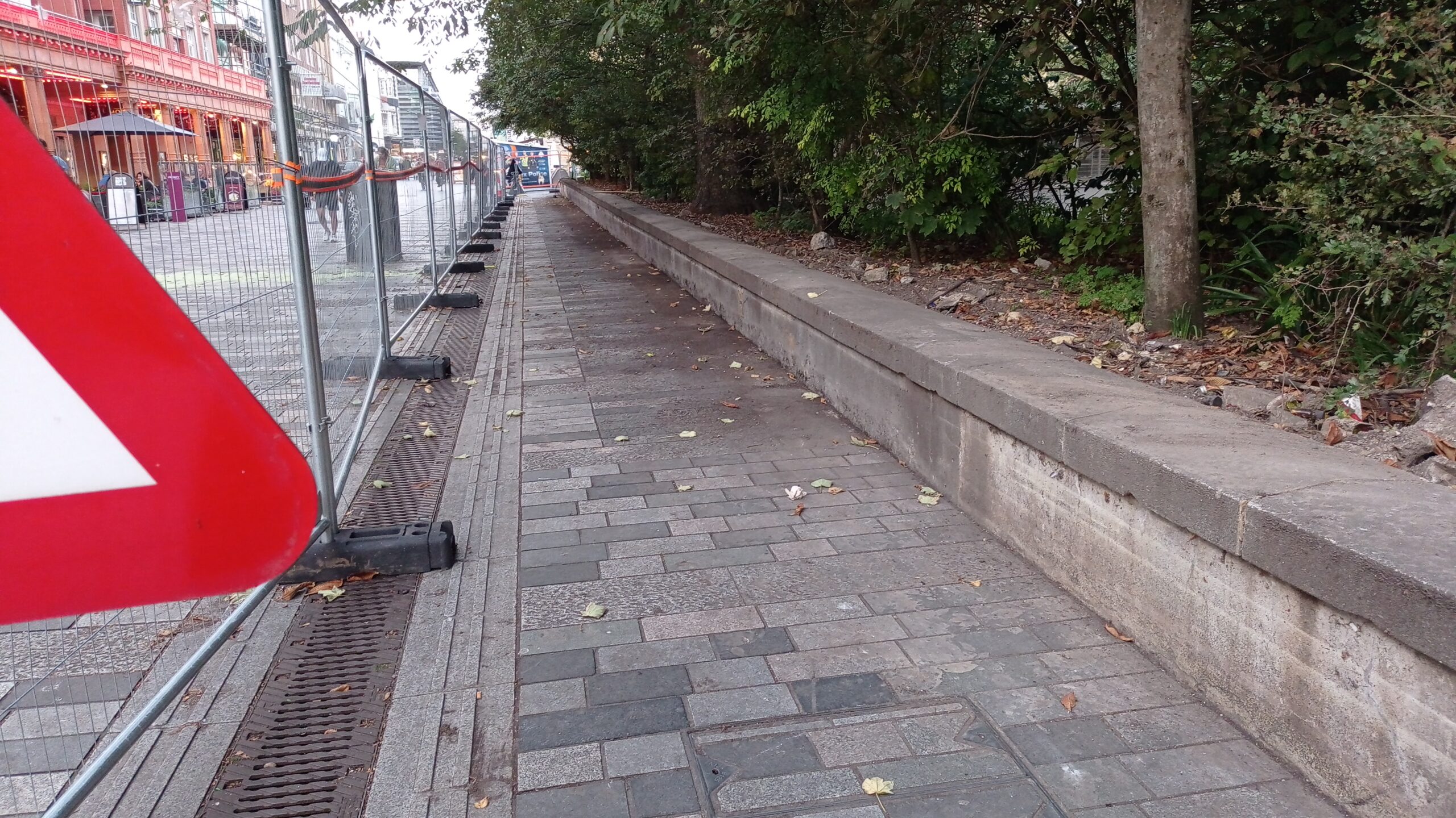 New road park benches
